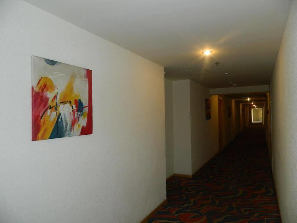 Holiday Inn Express Tianjin Airport By Ihg Zewnętrze zdjęcie